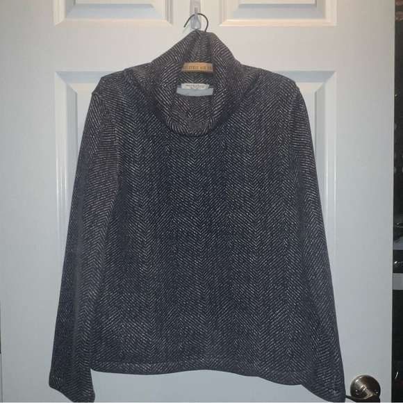 WORKSHOP REPUBLIC CLOTHING Women's Gray Cowl Neck Sweater Large Perfect for fall - Picture 1 of 4